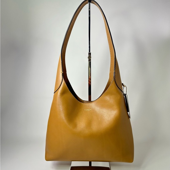 COACH Handbags - Women’s NEW COACH BROOKLYN LEATHER SHOULDER BAG